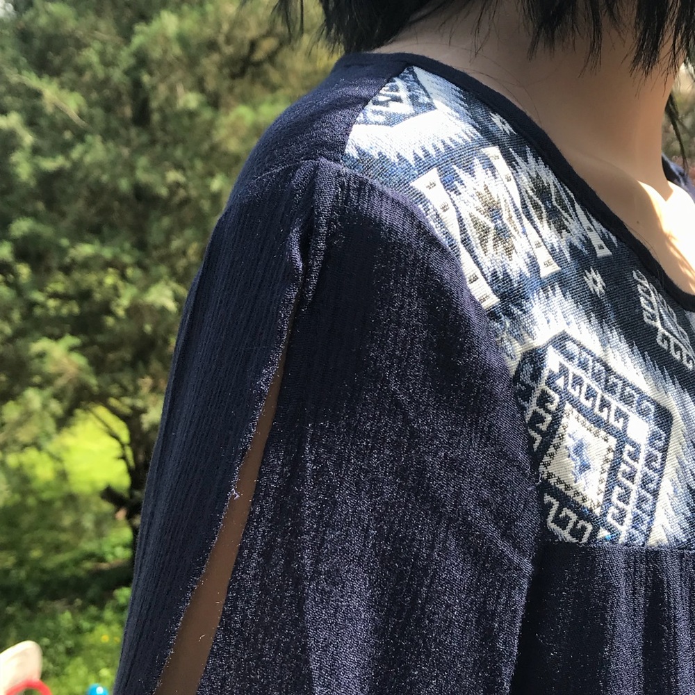 🌸🆕 Flare Open Shoulder Navy Dress - Picture 2 of 8
